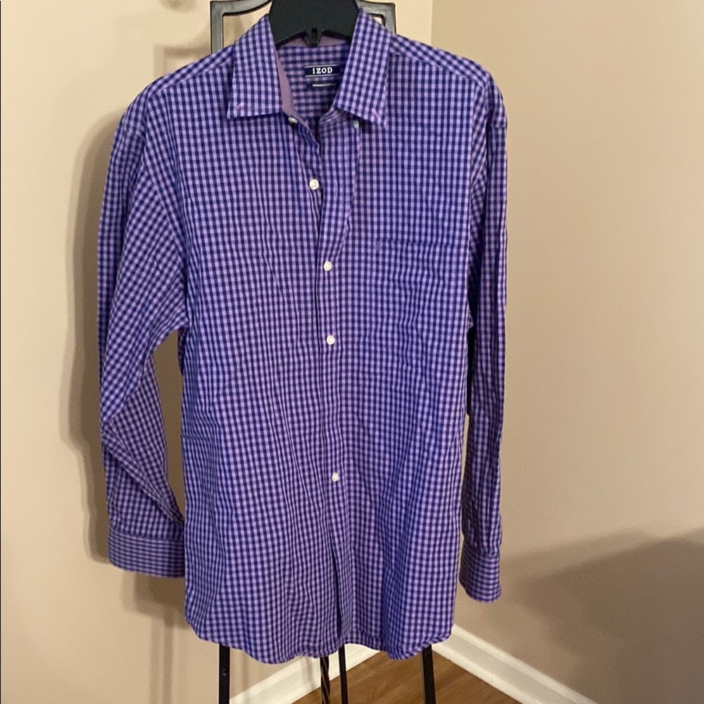 Izod Men's Blue and White Checkered Shirt